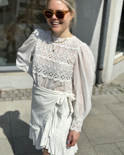 Urban Pioneers Urban Elana Skirt White