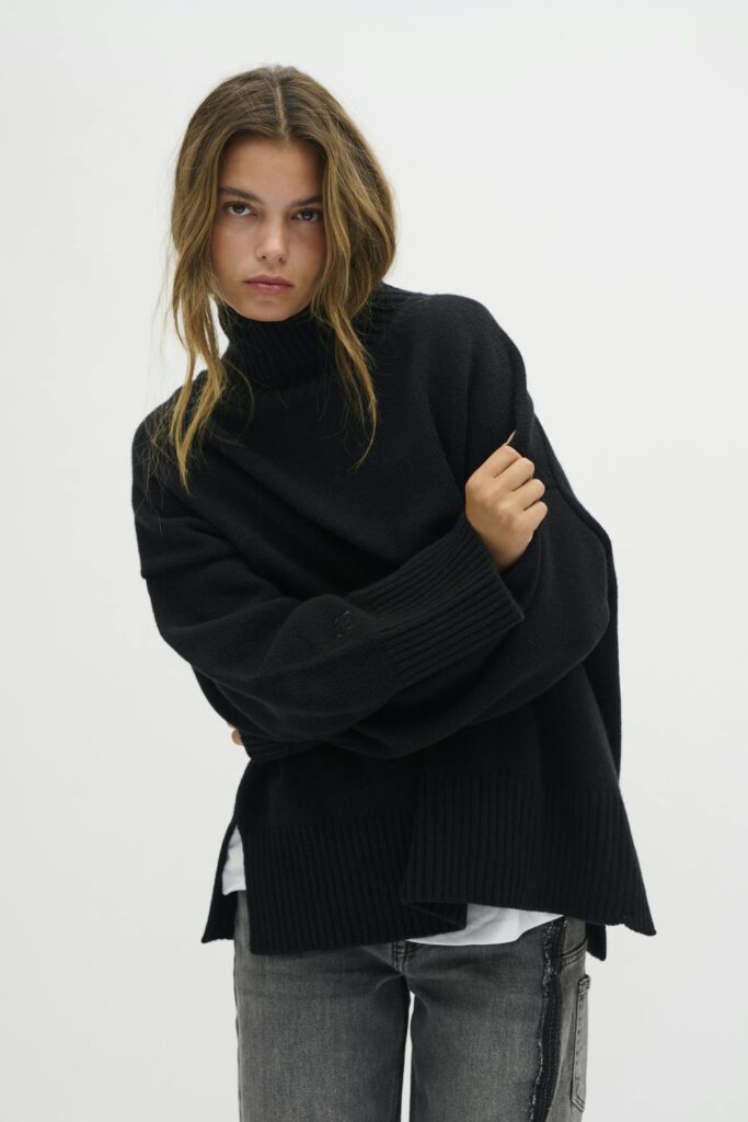 My Essential Wardrobe Lisbon High Neck Black