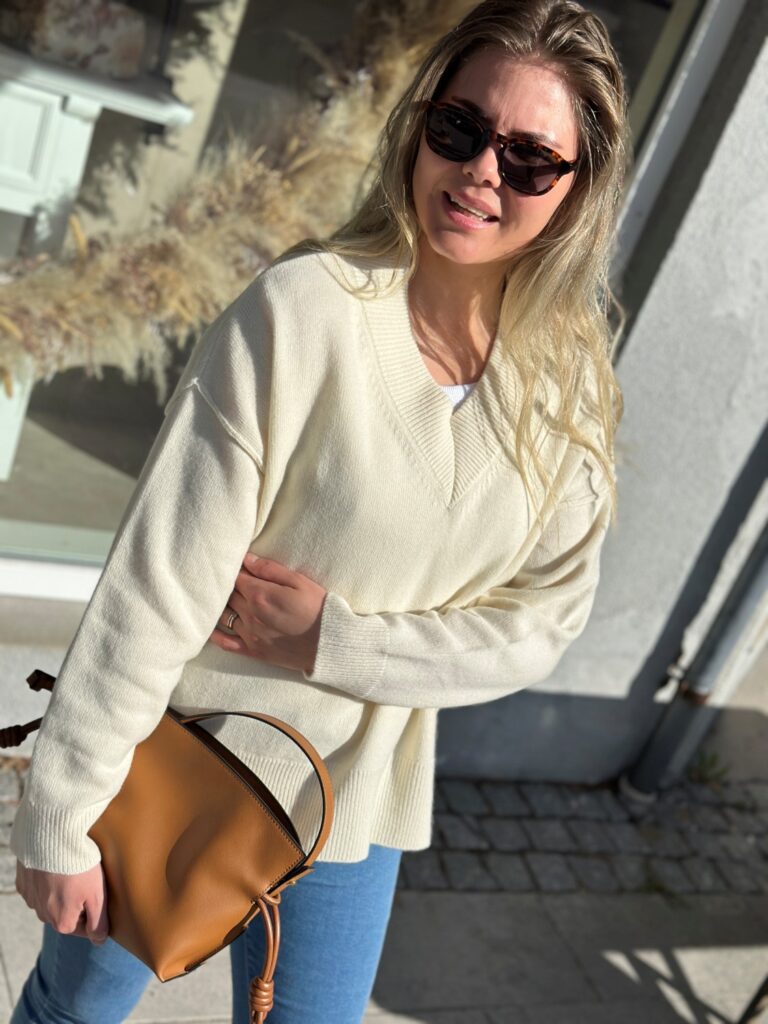 Arnie Says Wilkins Offwhite