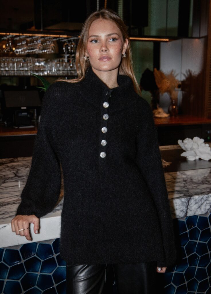 Miss Maya Enea Sweater Black