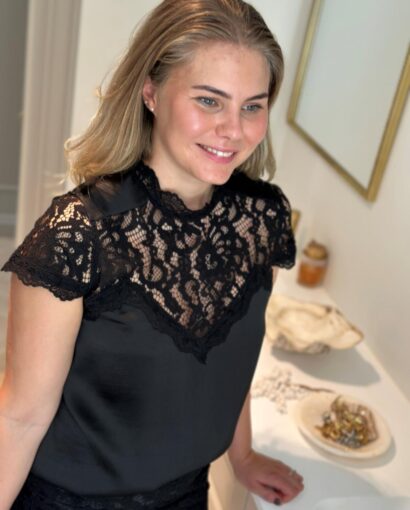 Ravn Ravn Sagerv Blouse Black